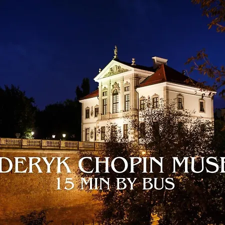 Bunga アパート ワルシャワ